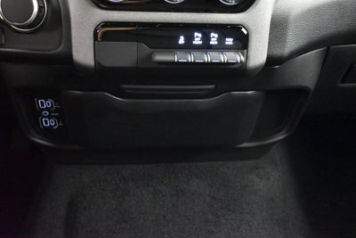 2027 RAM Ram 1500 RAM 1500 EXPRESS CREW CAB 4X2 5'7' BOX