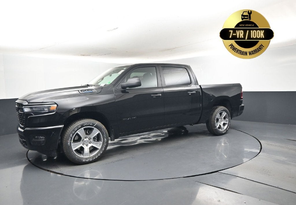 2027 RAM Ram 1500 RAM 1500 EXPRESS CREW CAB 4X2 5'7' BOX