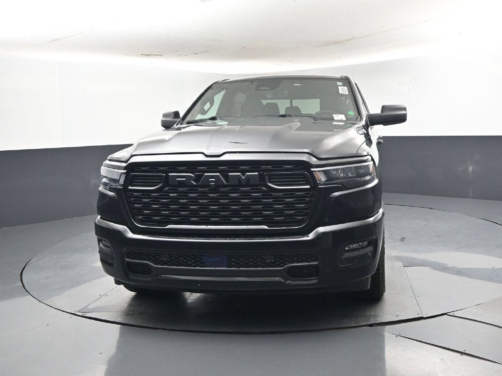 2027 RAM Ram 1500 RAM 1500 EXPRESS CREW CAB 4X2 5'7' BOX
