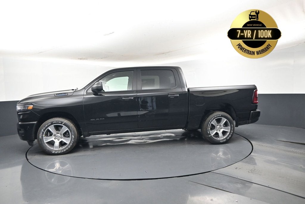 2027 RAM Ram 1500 RAM 1500 EXPRESS CREW CAB 4X2 5'7' BOX