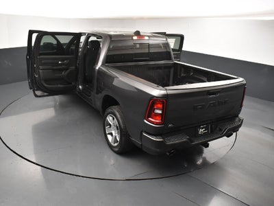 2027 RAM Ram 1500 RAM 1500 EXPRESS CREW CAB 4X2 5'7' BOX