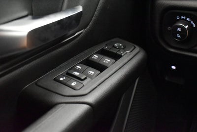 2027 RAM Ram 1500 RAM 1500 EXPRESS CREW CAB 4X2 5'7' BOX