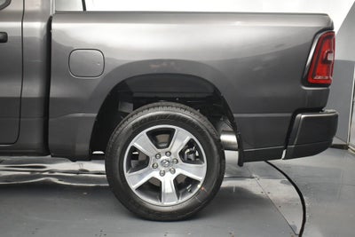 2027 RAM Ram 1500 RAM 1500 EXPRESS CREW CAB 4X2 5'7' BOX