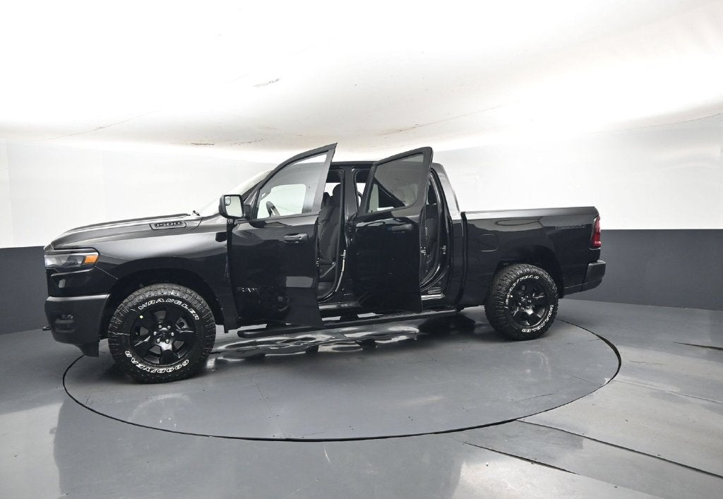 2027 RAM Ram 1500 RAM 1500 WARLOCK CREW CAB 4X4 5'7' BOX