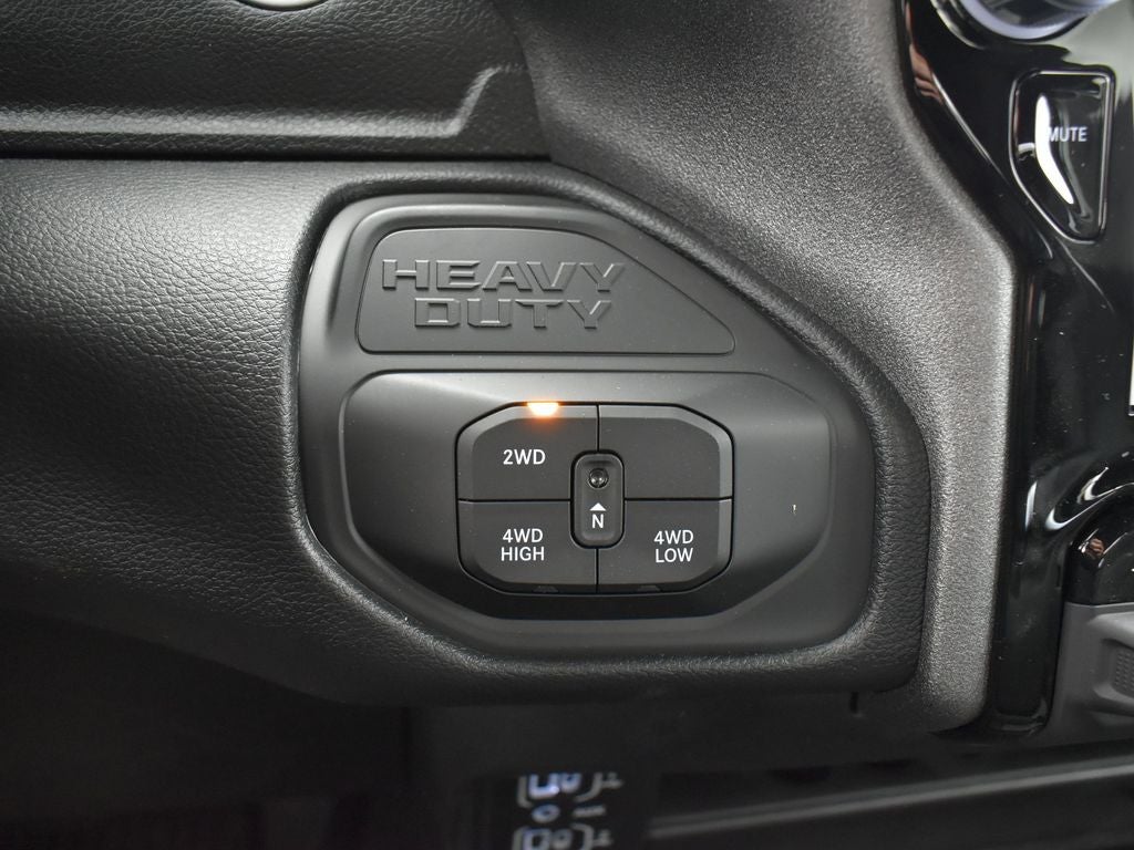 2026 RAM Ram 2500 RAM 2500 TRADESMAN CREW CAB 4X4 6'4' BOX