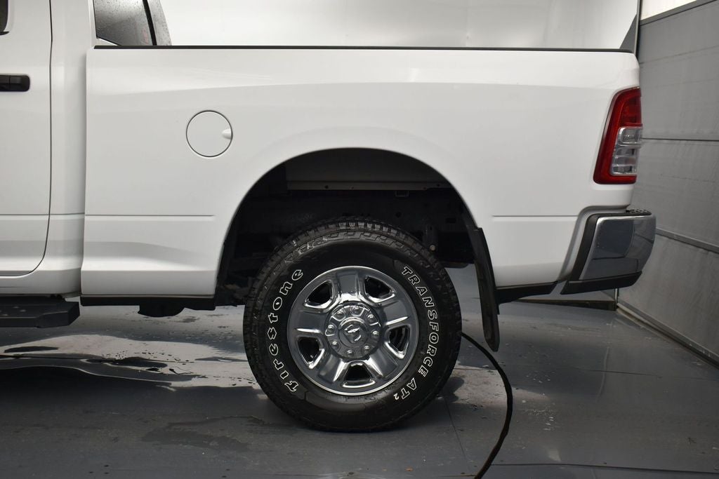 2021 RAM 2500 Tradesman Crew Cab 4x4 6'4' Box