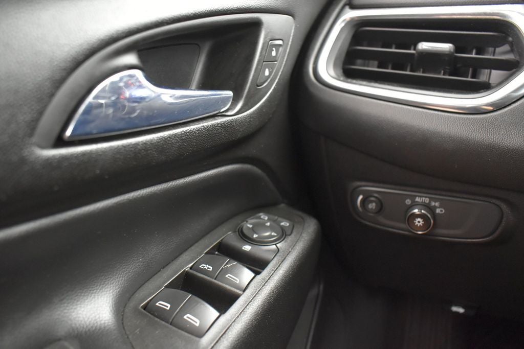 2022 Chevrolet Equinox FWD LT