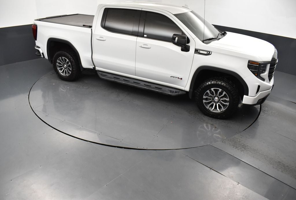 2022 GMC Sierra 1500 4WD Crew Cab Short Box AT4