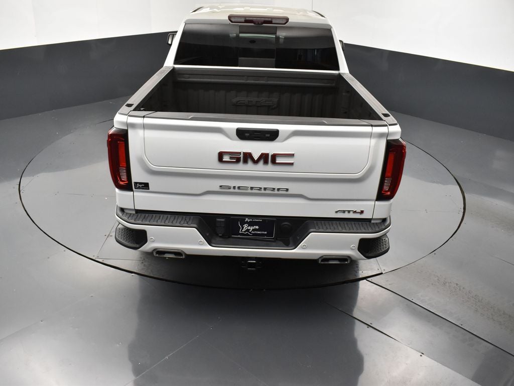 2022 GMC Sierra 1500 4WD Crew Cab Short Box AT4