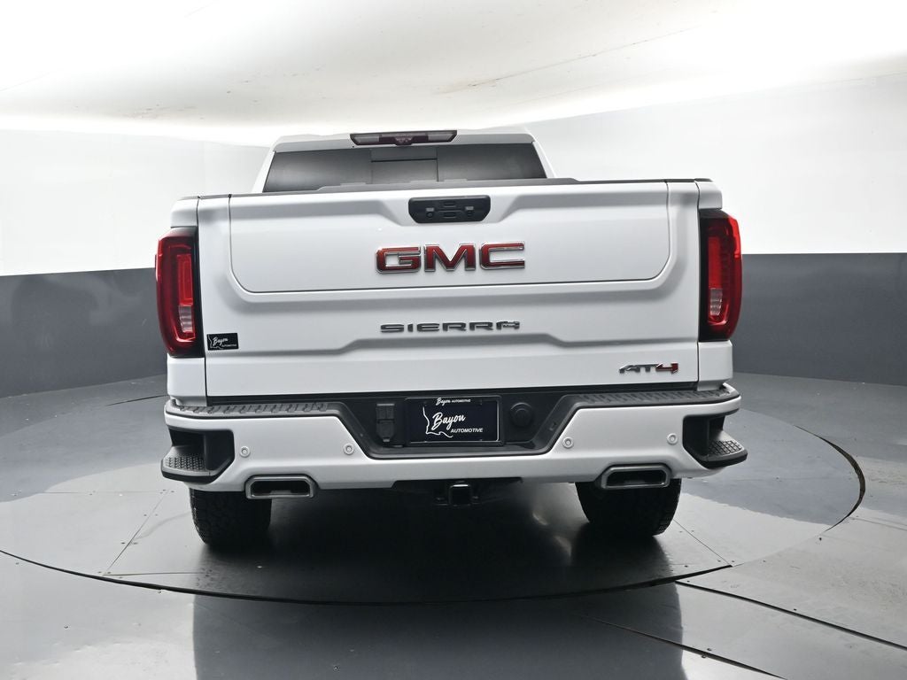 2022 GMC Sierra 1500 4WD Crew Cab Short Box AT4