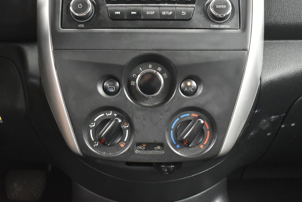 2018 Nissan Versa 1.6 SV