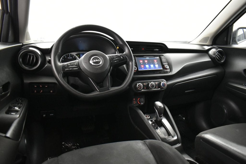 2024 Nissan Kicks S Xtronic CVT