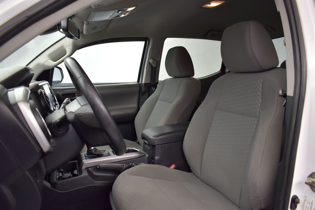 2020 Toyota Tacoma SR5 V6