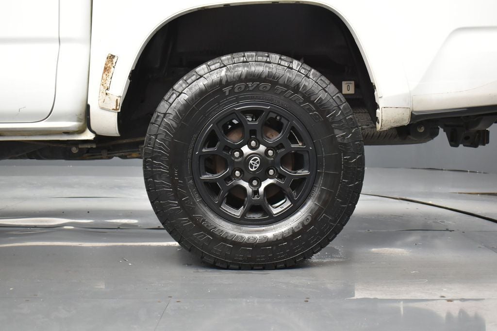 2020 Toyota Tacoma SR5 V6