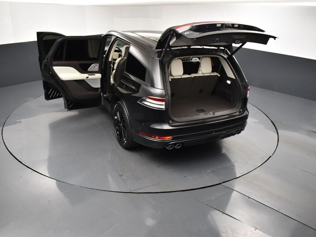 2023 Lincoln Aviator Black Label