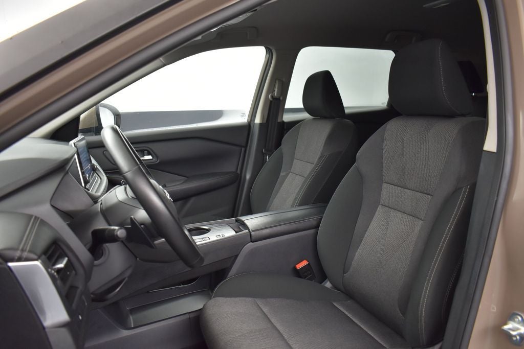 2025 Nissan Rogue SV FWD