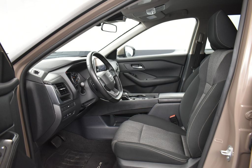 2025 Nissan Rogue SV FWD
