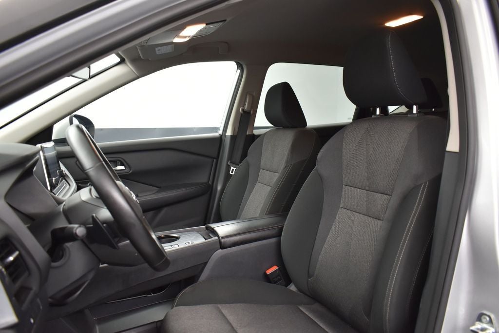 2025 Nissan Rogue SV FWD