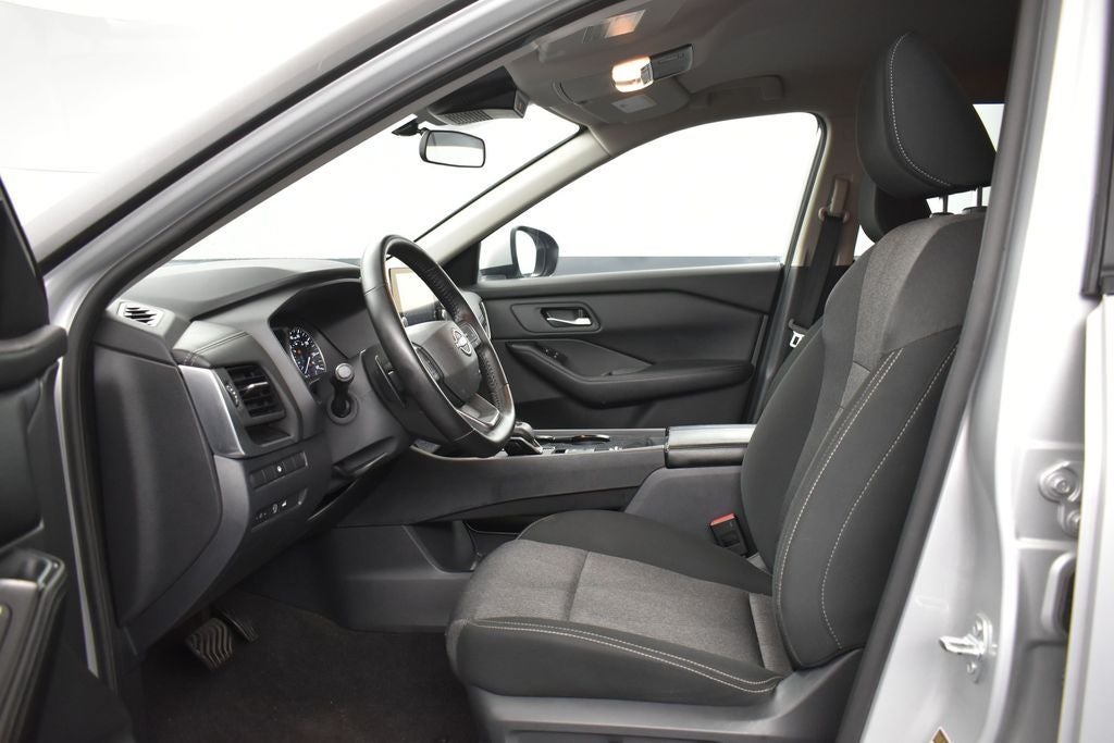 2025 Nissan Rogue SV FWD