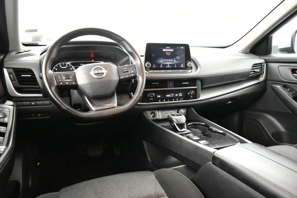 2025 Nissan Rogue SV FWD