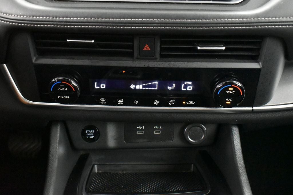 2025 Nissan Rogue SV FWD