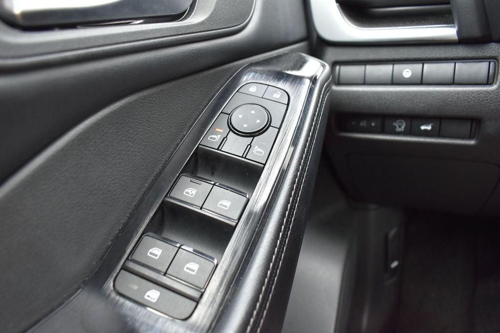 2025 Nissan Rogue SV FWD