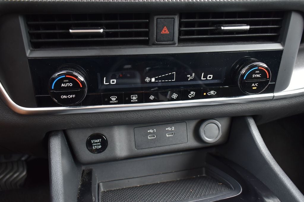 2025 Nissan Rogue SV FWD