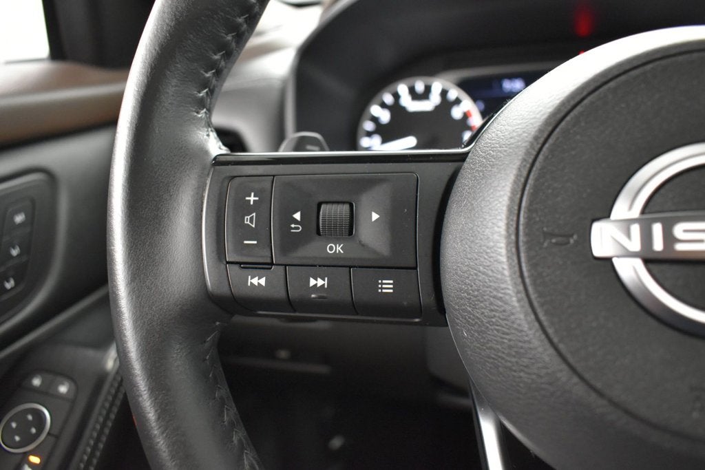 2023 Nissan Rogue SL FWD