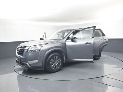 2023 Nissan Pathfinder SV FWD