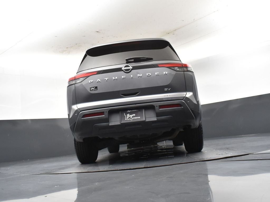 2023 Nissan Pathfinder SV FWD