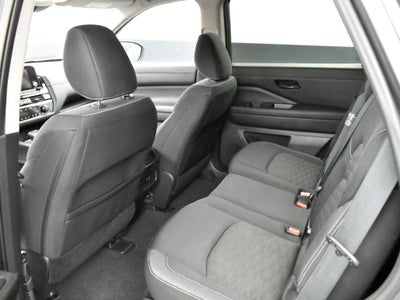 2023 Nissan Pathfinder SV FWD