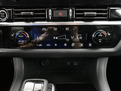 2023 Nissan Pathfinder SV FWD