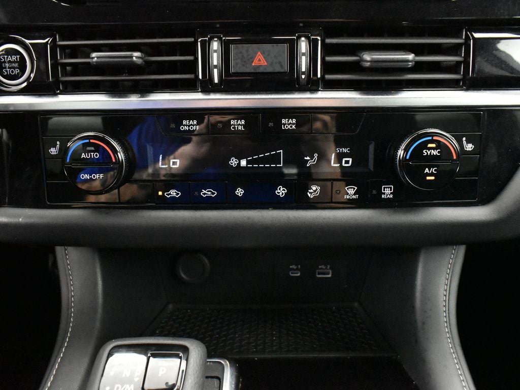 2023 Nissan Pathfinder SV FWD