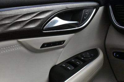 2022 Buick Envision FWD Avenir