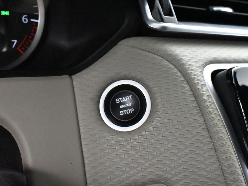 2022 Land Rover Range Rover Velar P250 R-Dynamic S