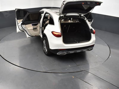 2025 Mercedes-Benz GLC 300 SUV