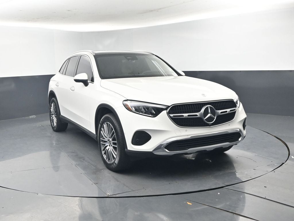 2025 Mercedes-Benz GLC 300 SUV
