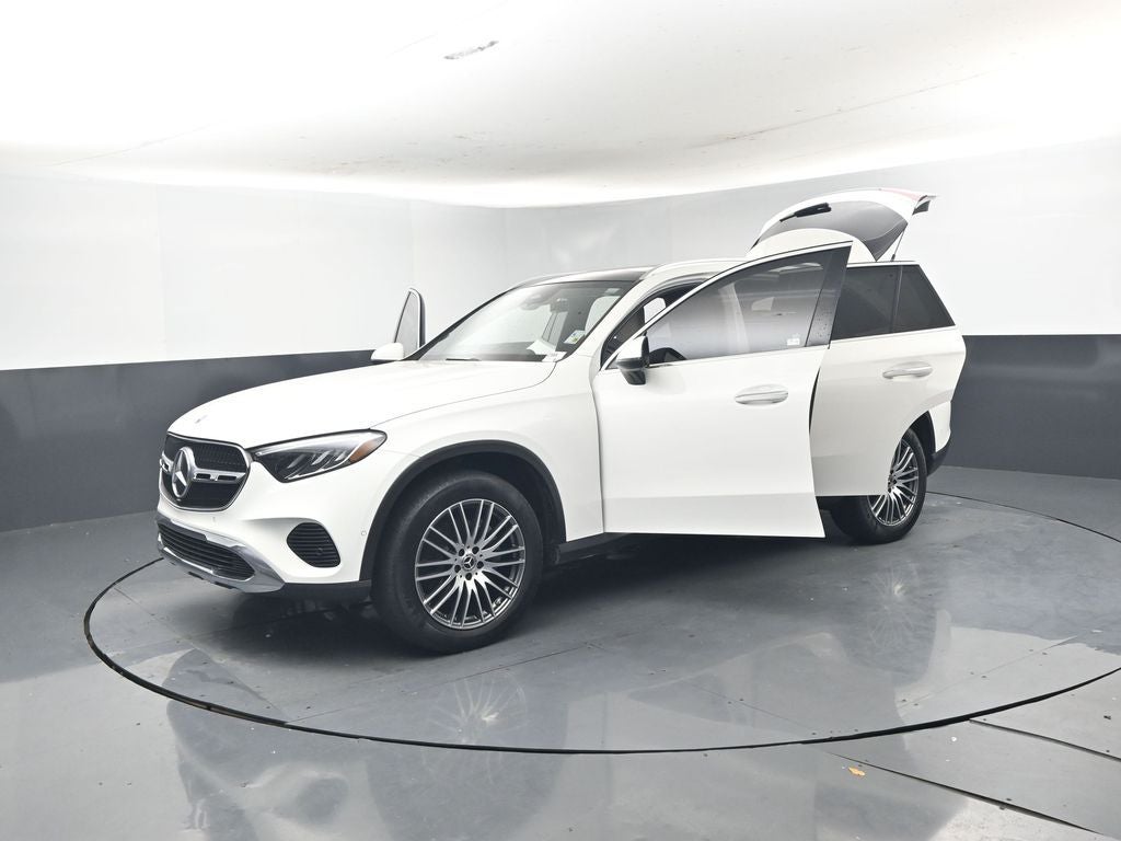 2025 Mercedes-Benz GLC 300 SUV