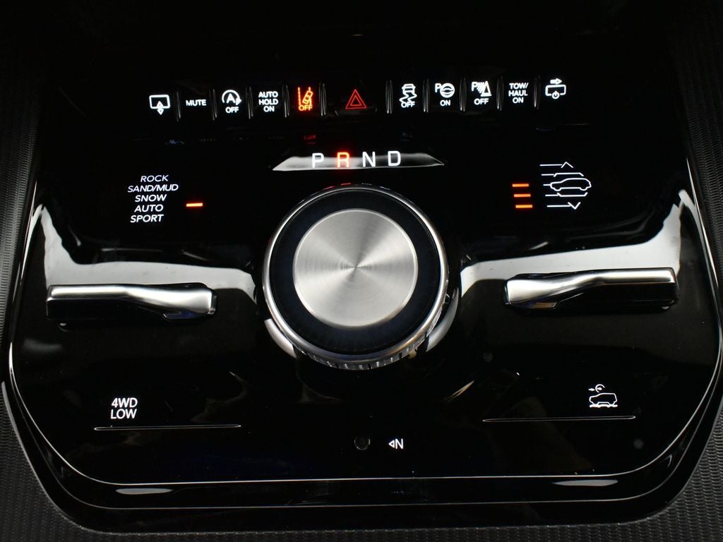 2024 Jeep Grand Wagoneer Series III