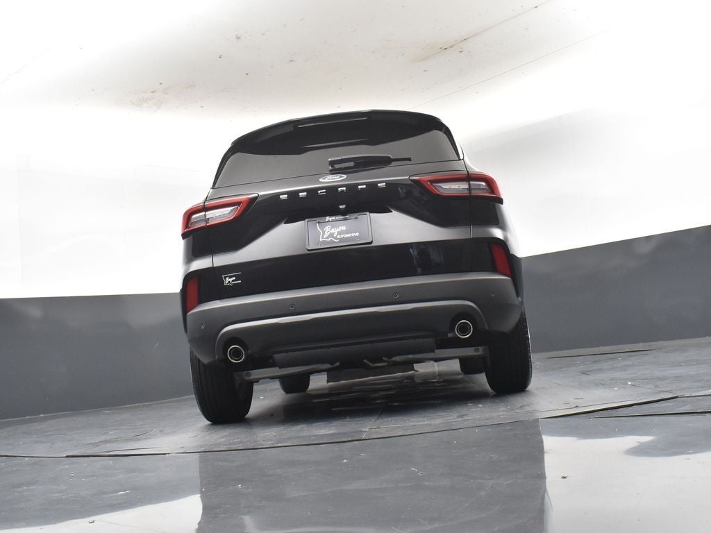 2026 Ford Escape ST-Line 300A