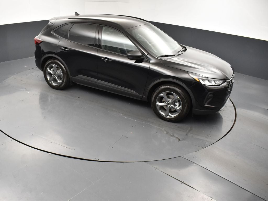 2026 Ford Escape ST-Line 300A