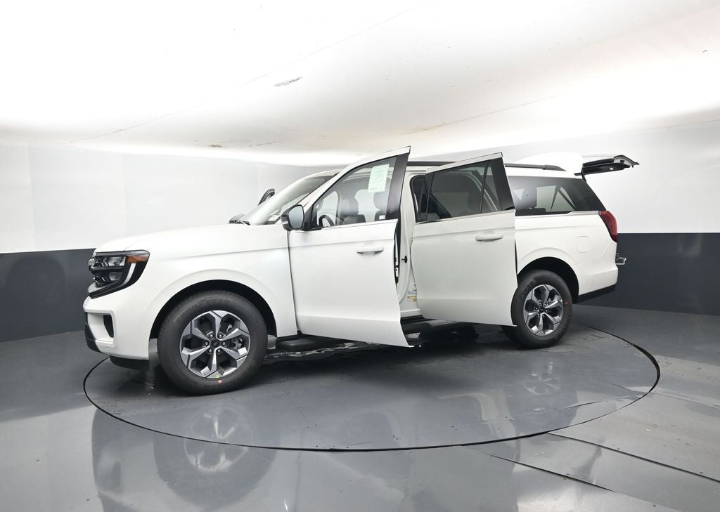 2027 Ford Expedition Max Active 202A