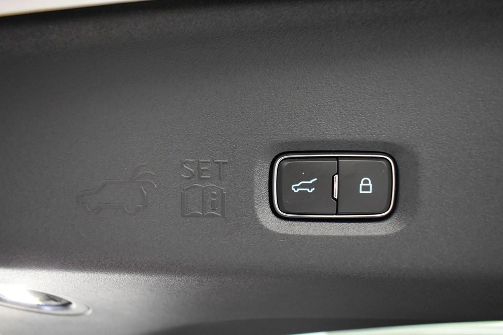 2027 Ford Expedition Max Active 202A