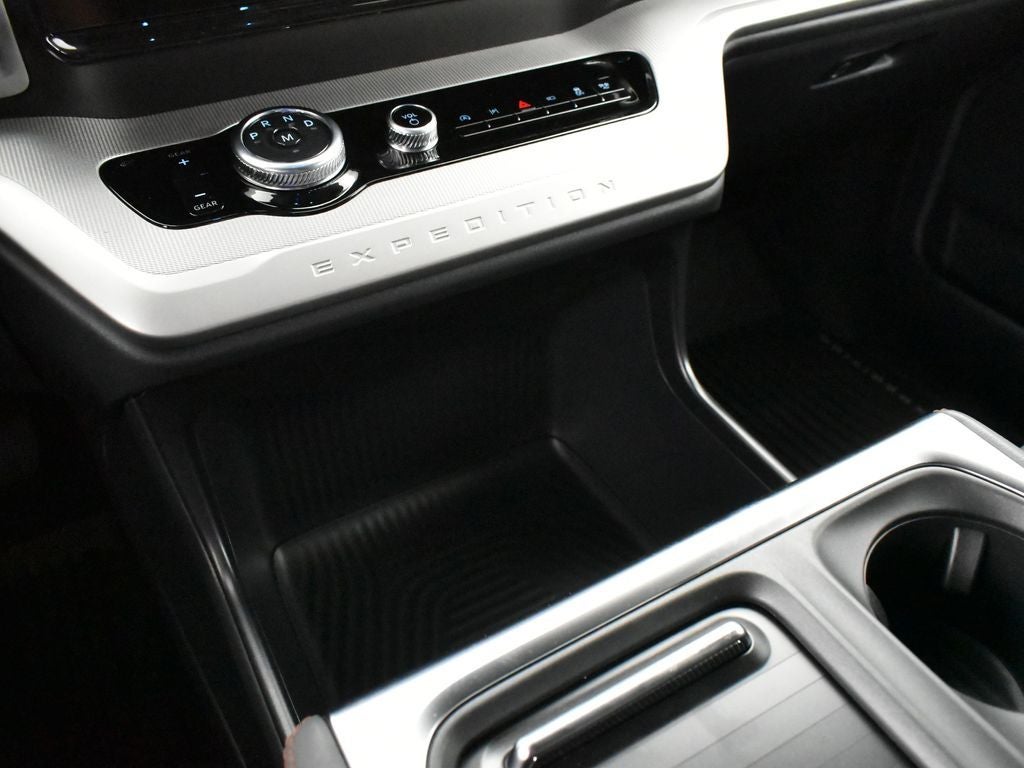 2025 Ford Expedition Max Active 202A