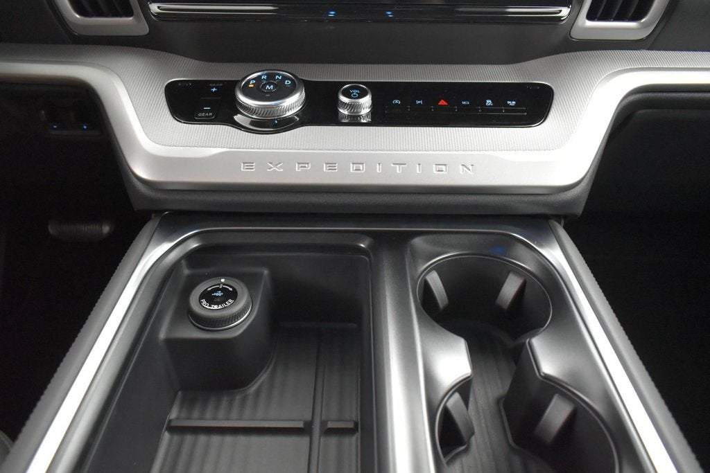 2027 Ford Expedition Max Active 202A