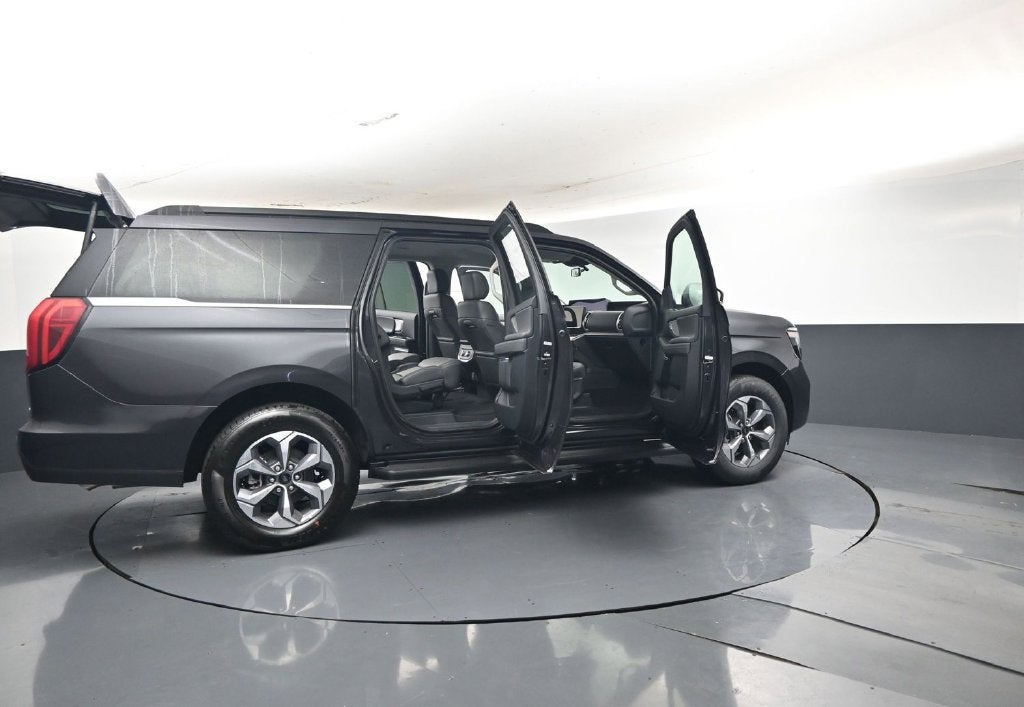 2027 Ford Expedition Max Active 202A