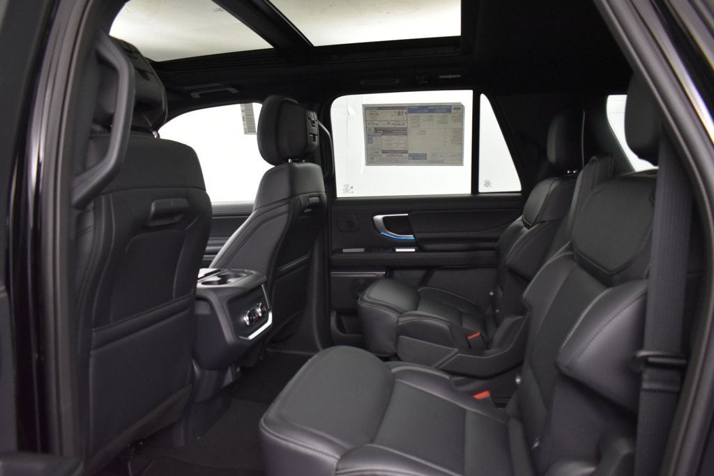 2027 Ford Expedition Max Platinum 600A