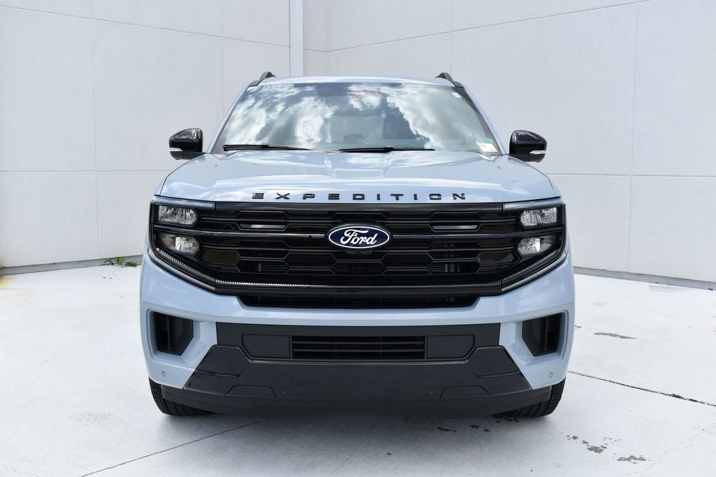 2027 Ford Expedition Max Platinum 600A