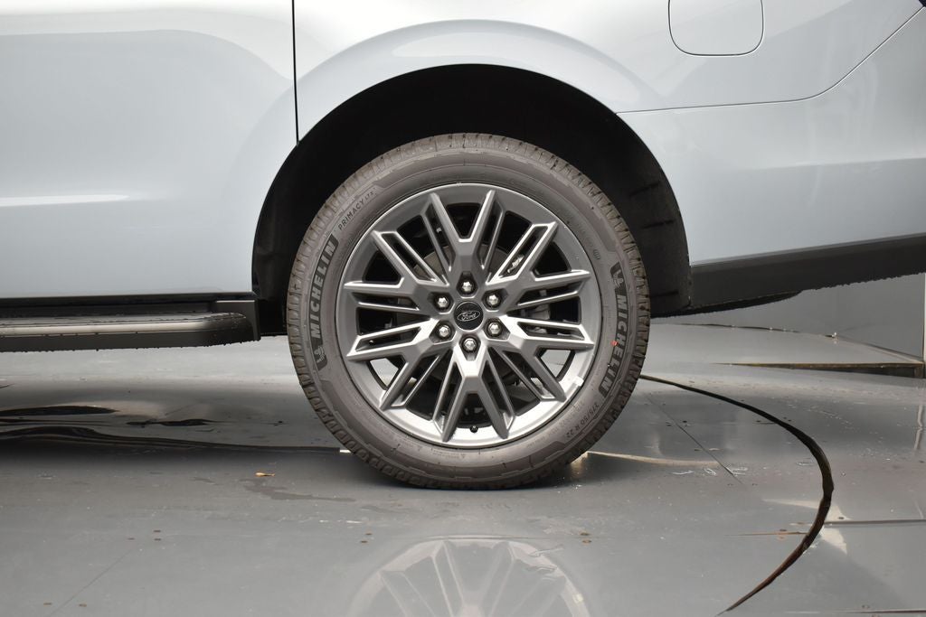 2026 Ford Expedition Max Platinum 600A