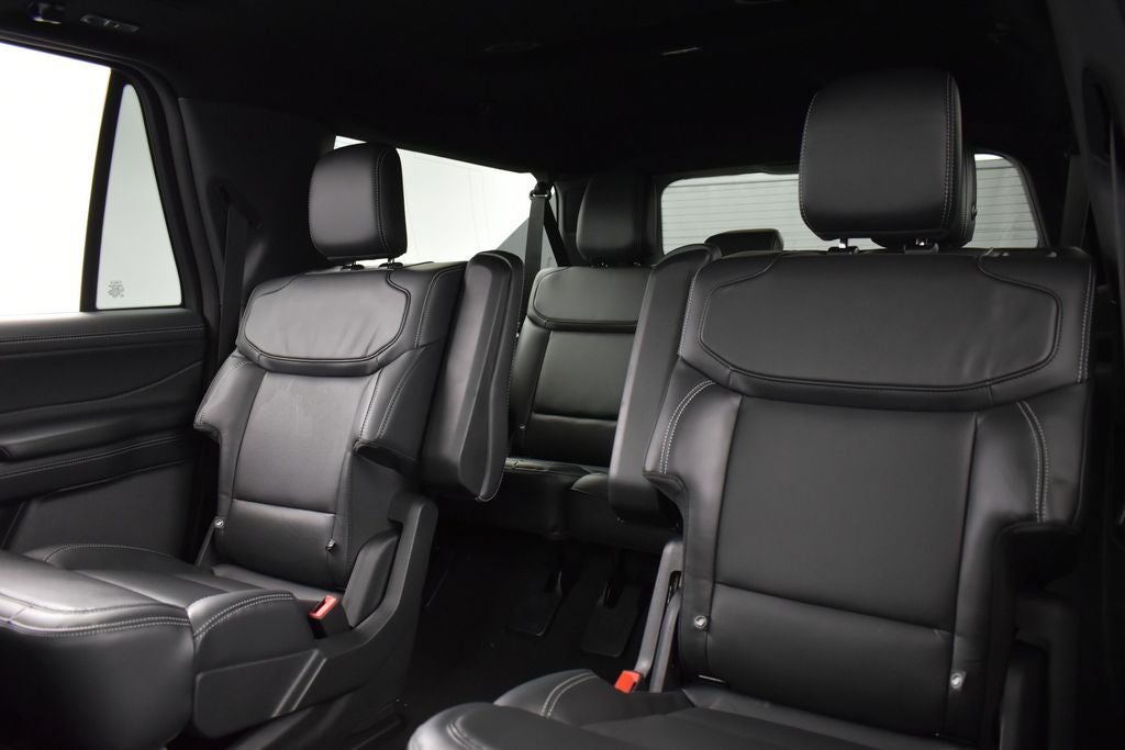 2027 Ford Expedition Max Platinum 600A
